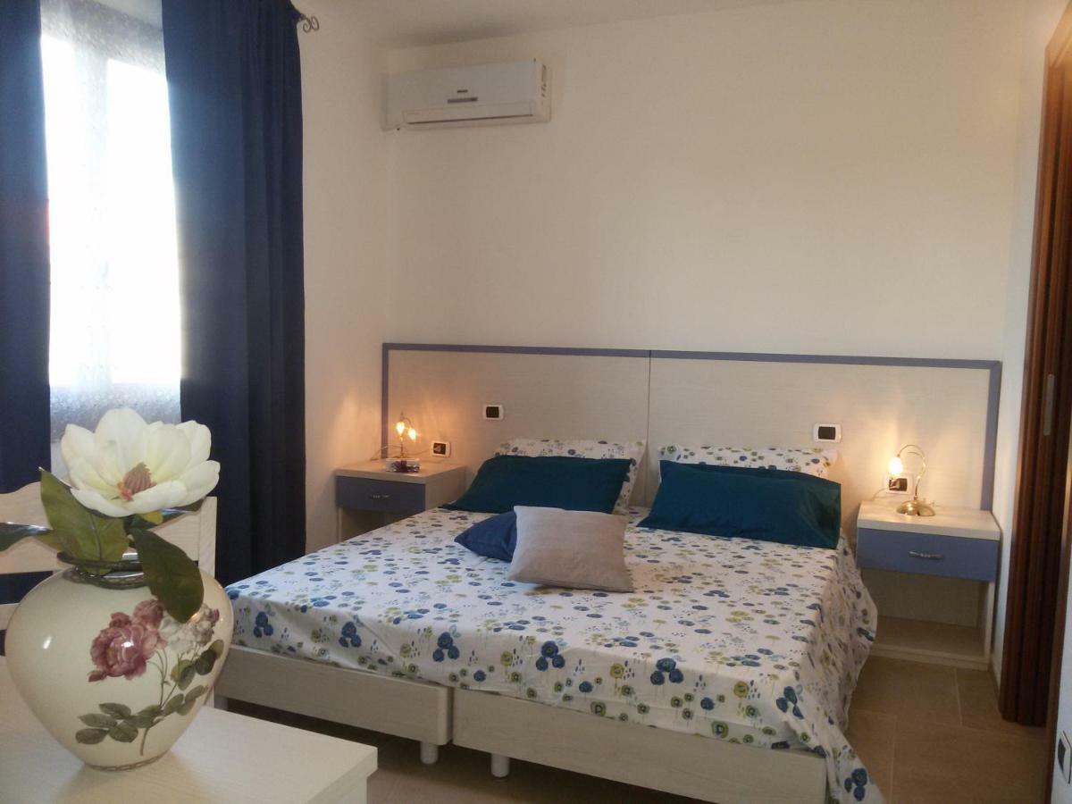 I Giganti Bed & Breakfast Riola Sardo Exterior foto